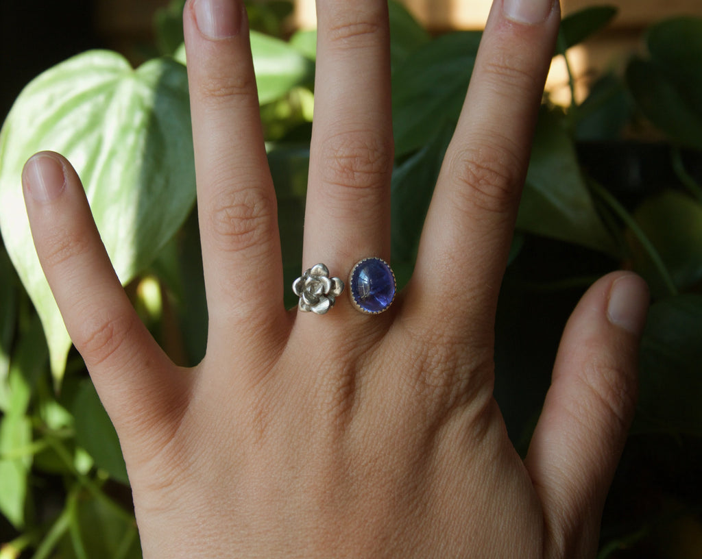 Tanzanite and Flower Sterling Silver Adjustable Ring 8/9